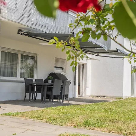 Am Kirchplatz Maison d'hôtes