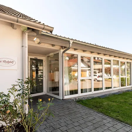 Am Kirchplatz 3* 于伯林根