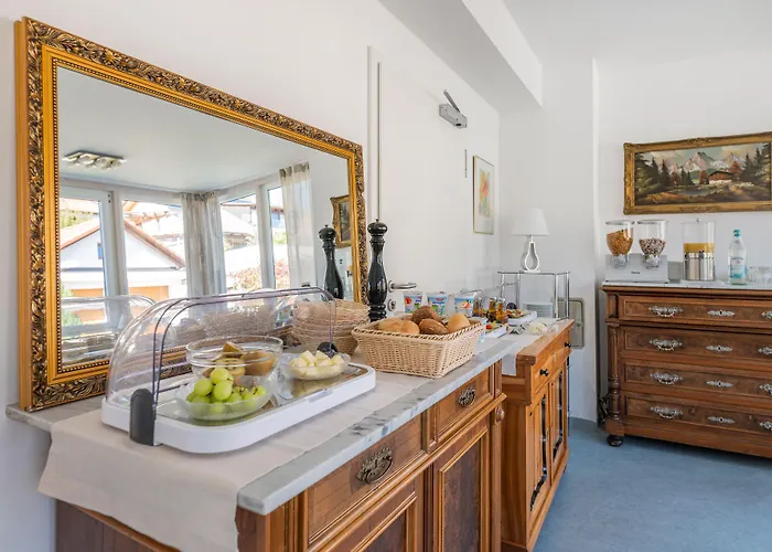 Penzion Am Kirchplatz Uberlingen